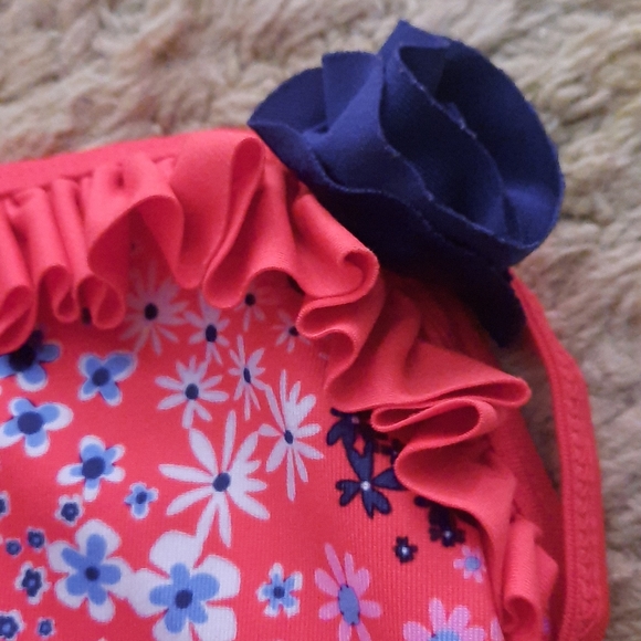 Lily and Dan One Piece Flower Swimsuit - Picture 4 of 4